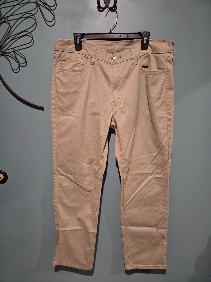 Levis 541  Tan 36x32