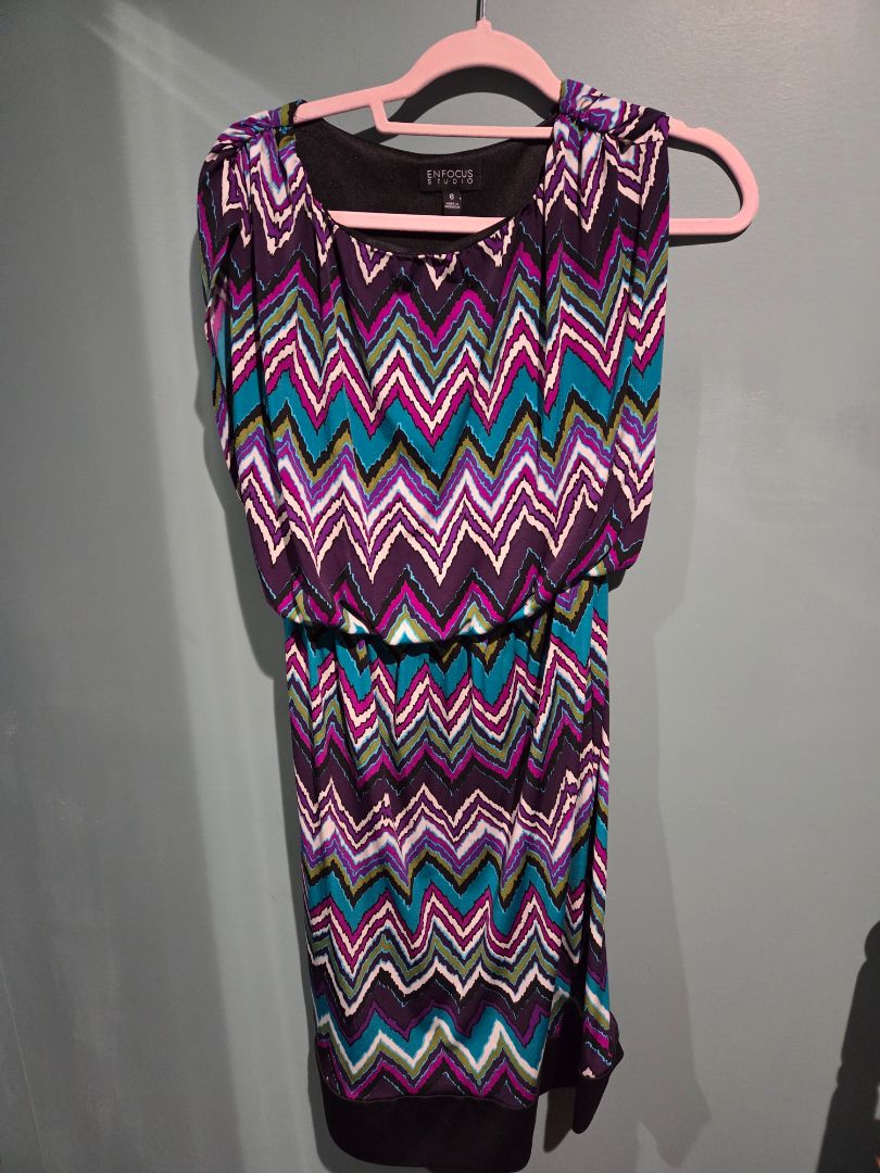 Enfocus Studio Purple and Teal Chevron Dress size 6