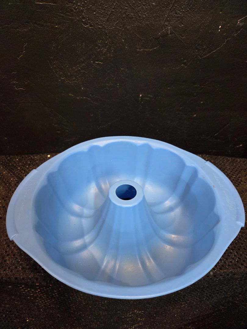 Wilton Silicone Cake Pan
