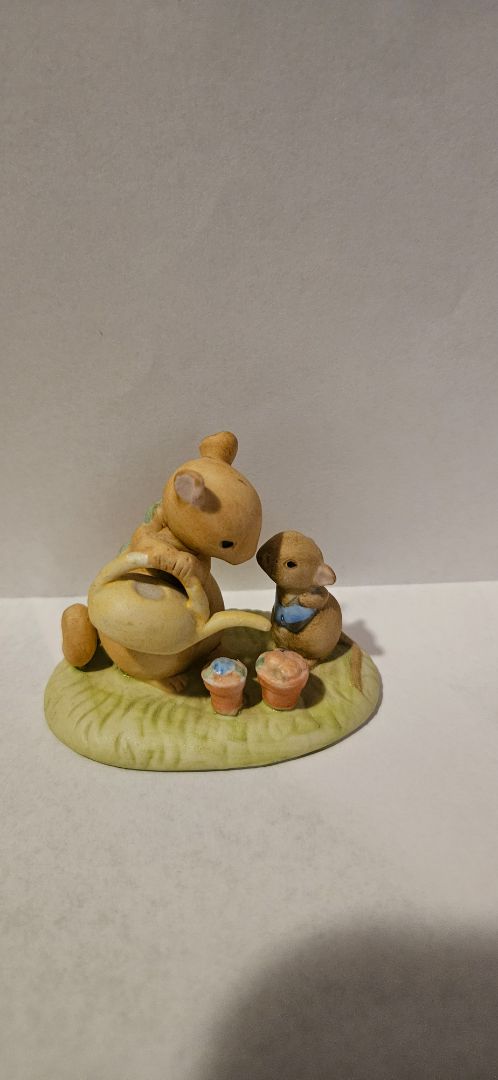 Tiny Talk figurine
