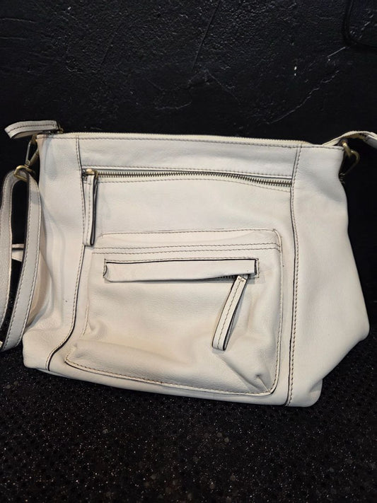 Leather bag with 100% cotton lining