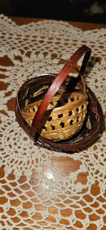 2 small baskets