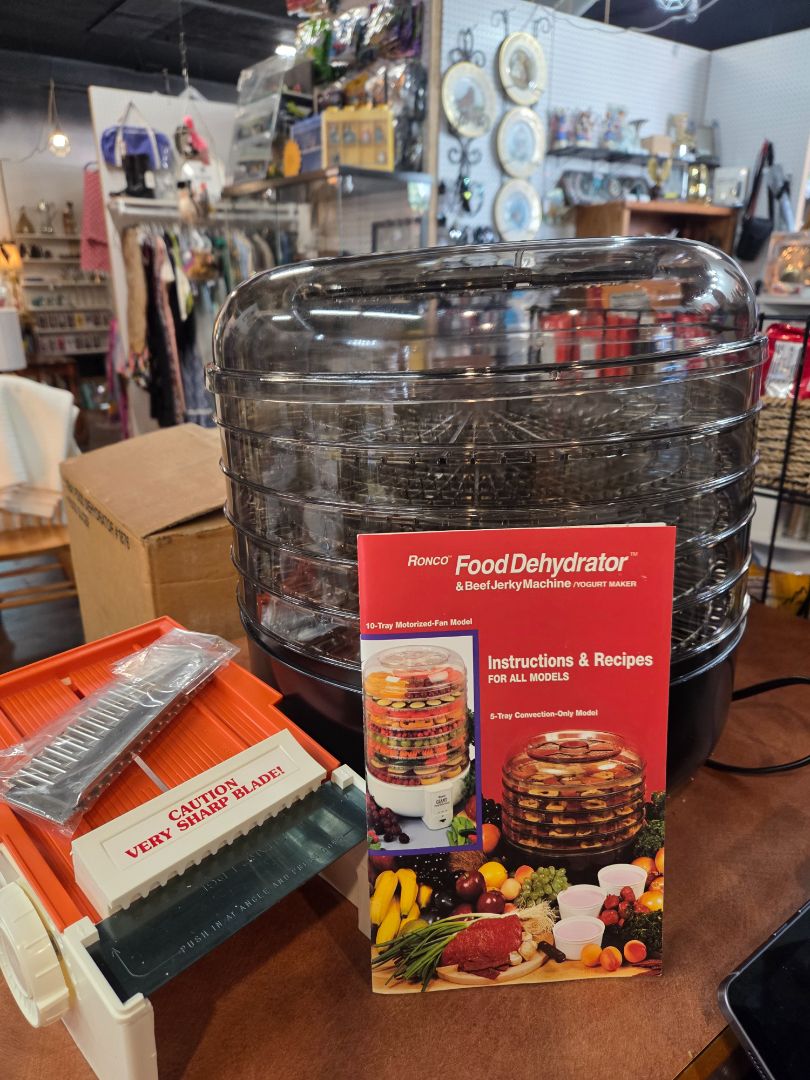 Ronco Dehydrator with cutter and box
