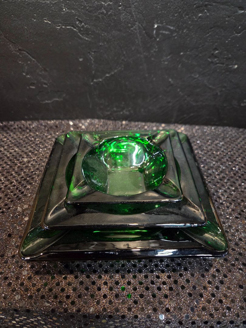 Anchor Hocking Nesting Ashtray Set: Mid-Century MCM Forest Green Glass