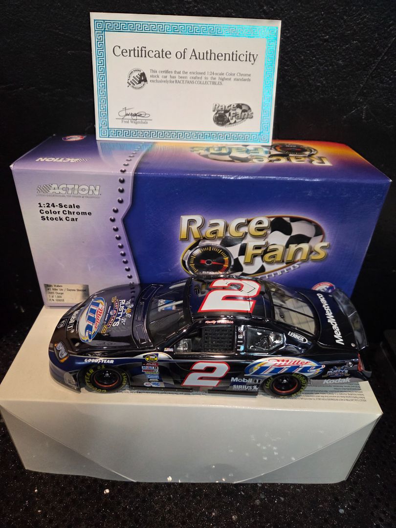 2005 Action Rusty Wallace #2 Miller Lite/Dayton Chrome Diecast Nascar