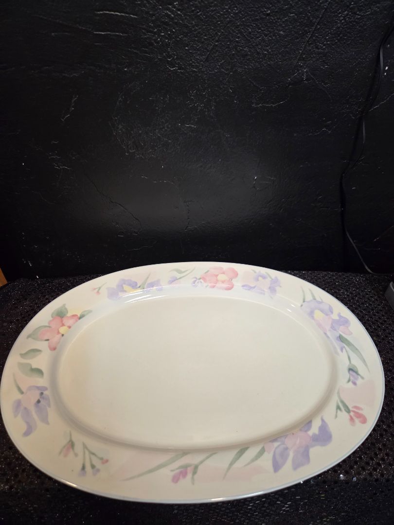 Prestige by Excel Serving Platter Purple and Pink Flowers