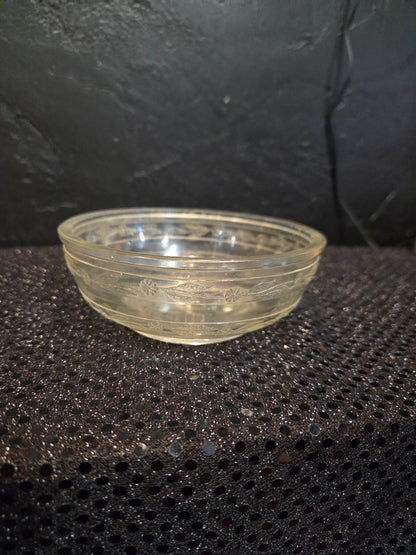 Uranium Bowl with etched flowers
