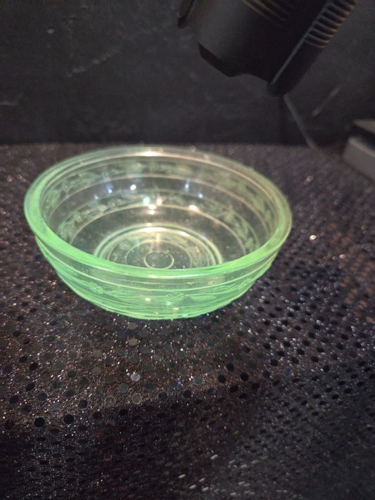 Uranium Bowl with etched flowers