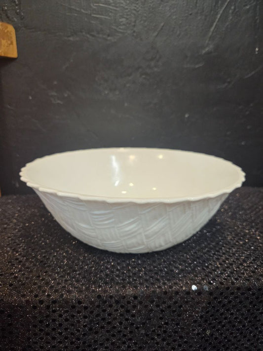 Vintage Indiana Milk Glass Basket weave 9" Bowl and small bowl