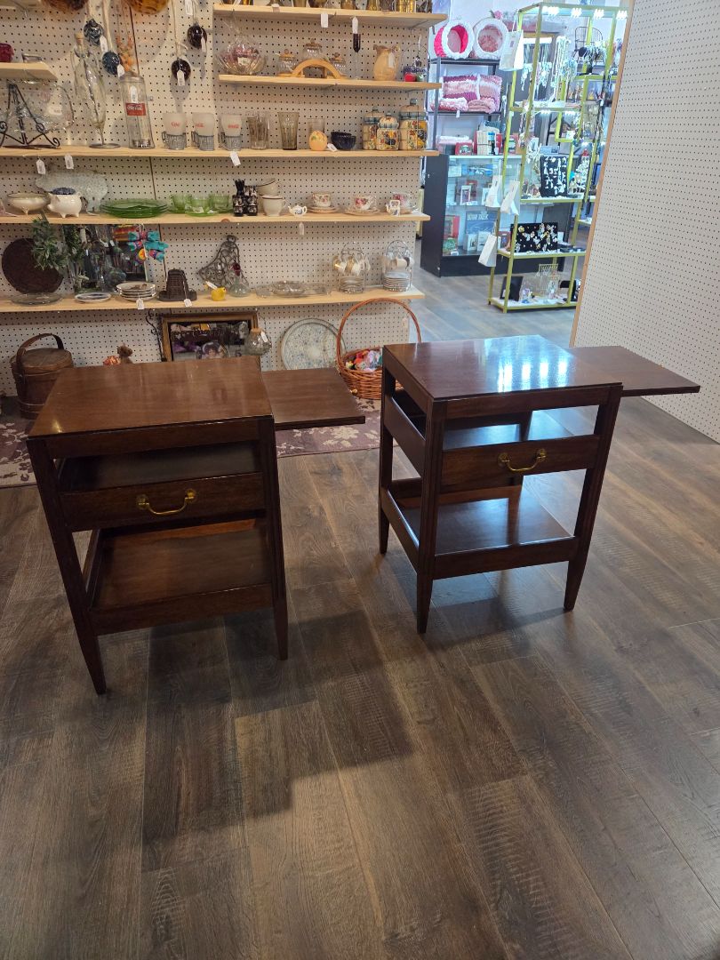 2 Heritage Side/End Tables