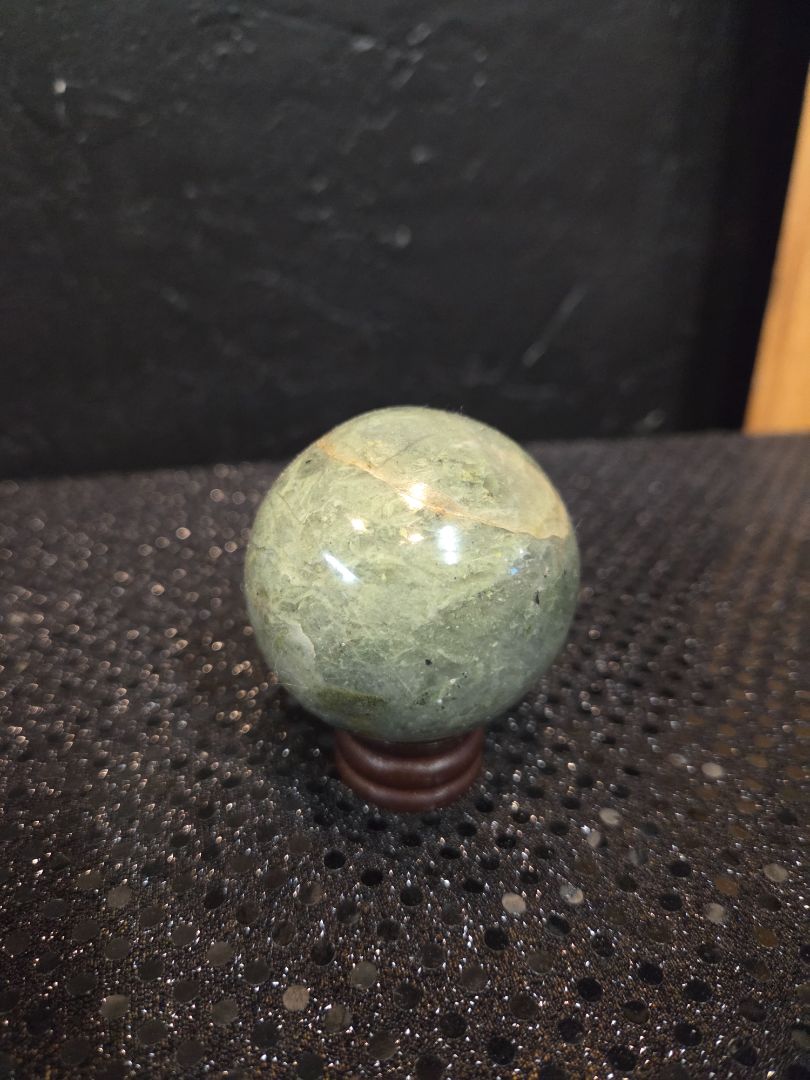Green Quartz Sphere stand included 7"