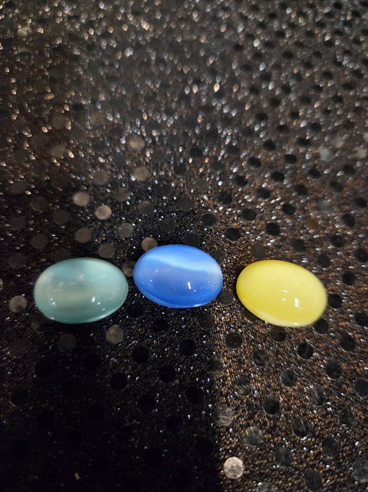 3 Cats Eye Cabochons