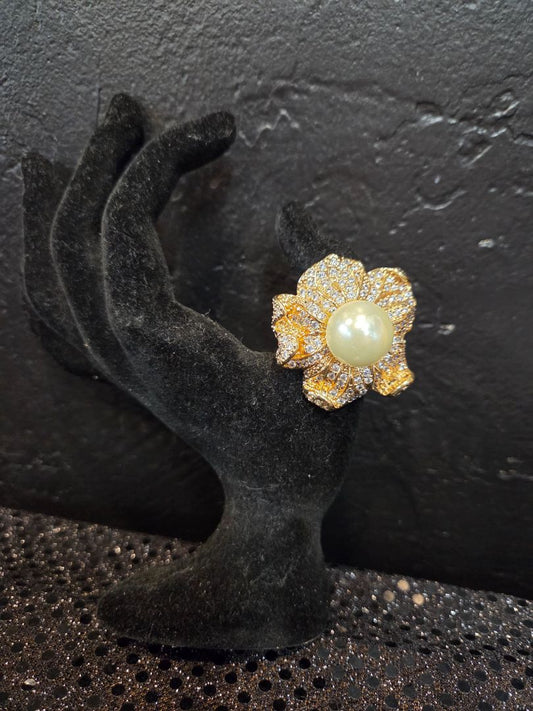 Faux Pearl Cocktail Ring sz 8
