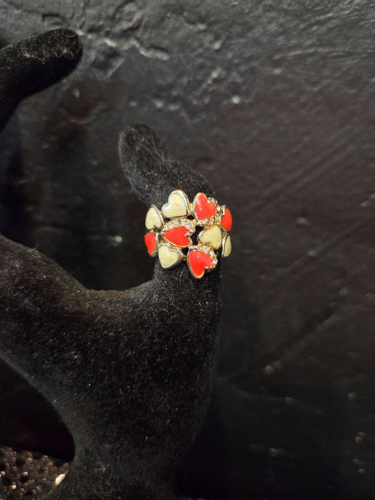Avon 2013 Embellished Heart ring sz 6.5