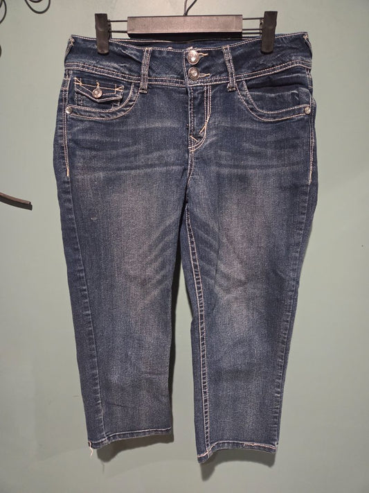Wall Flower Capri Jeans (sz 9)