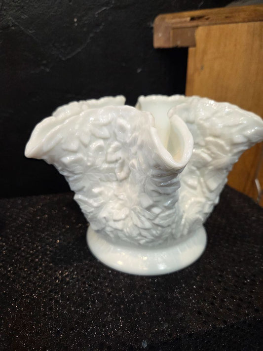 WestmorlandBramble Milk Glass Raised Maple Leaf Crimped Edge Rose Bowl