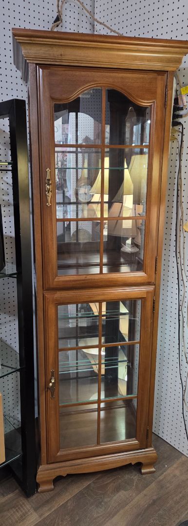 Jasper Cabinet Co Lexington Curio Cabinet