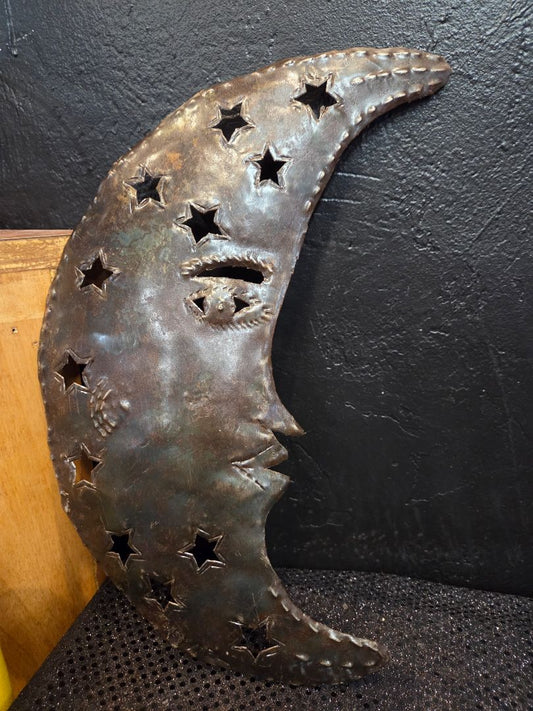 Metal Crescent Moon Face