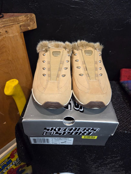 Vintage Sketchers Premium Chunky Tan suede Mule Sneakers (sz 8)
