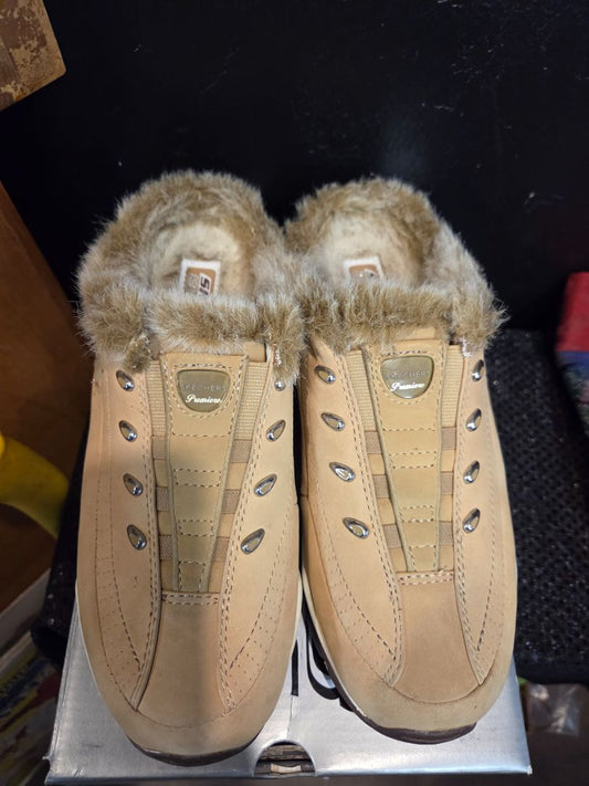 Vintage Sketchers Premium Chunky Tan suede Mule Sneakers (sz 8)