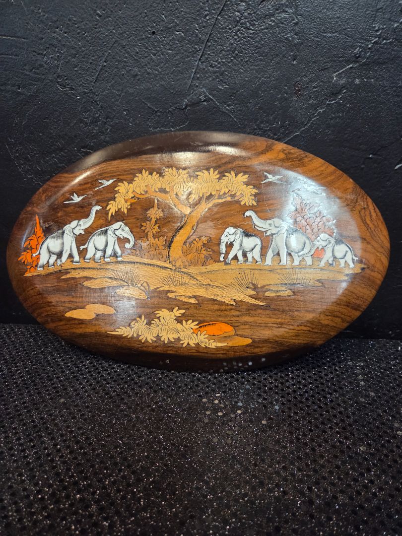 Hand Carved India Wood Ivory inlay Elephants with Birds