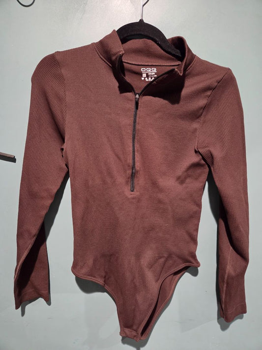 OQQ Zip Front Long Sleeve Body Suit Brown (sz L)