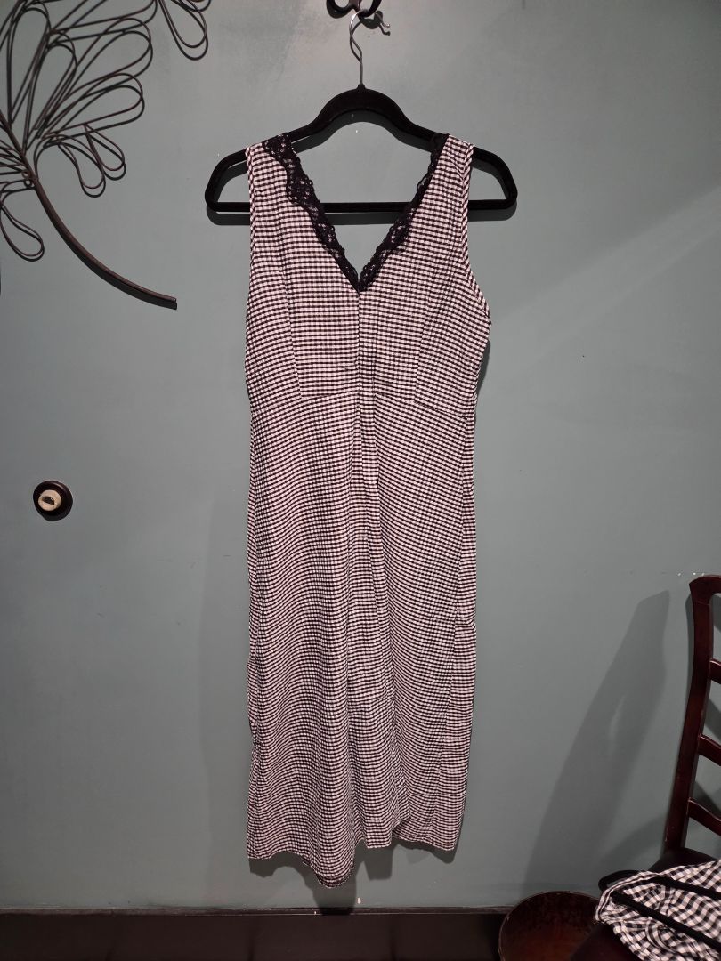 Shein Deep V-Neck Gingham and Lace Dress (sz L)