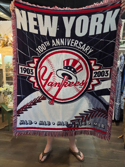 Vintage New York Yankees Throw Blanket approx 46x58
