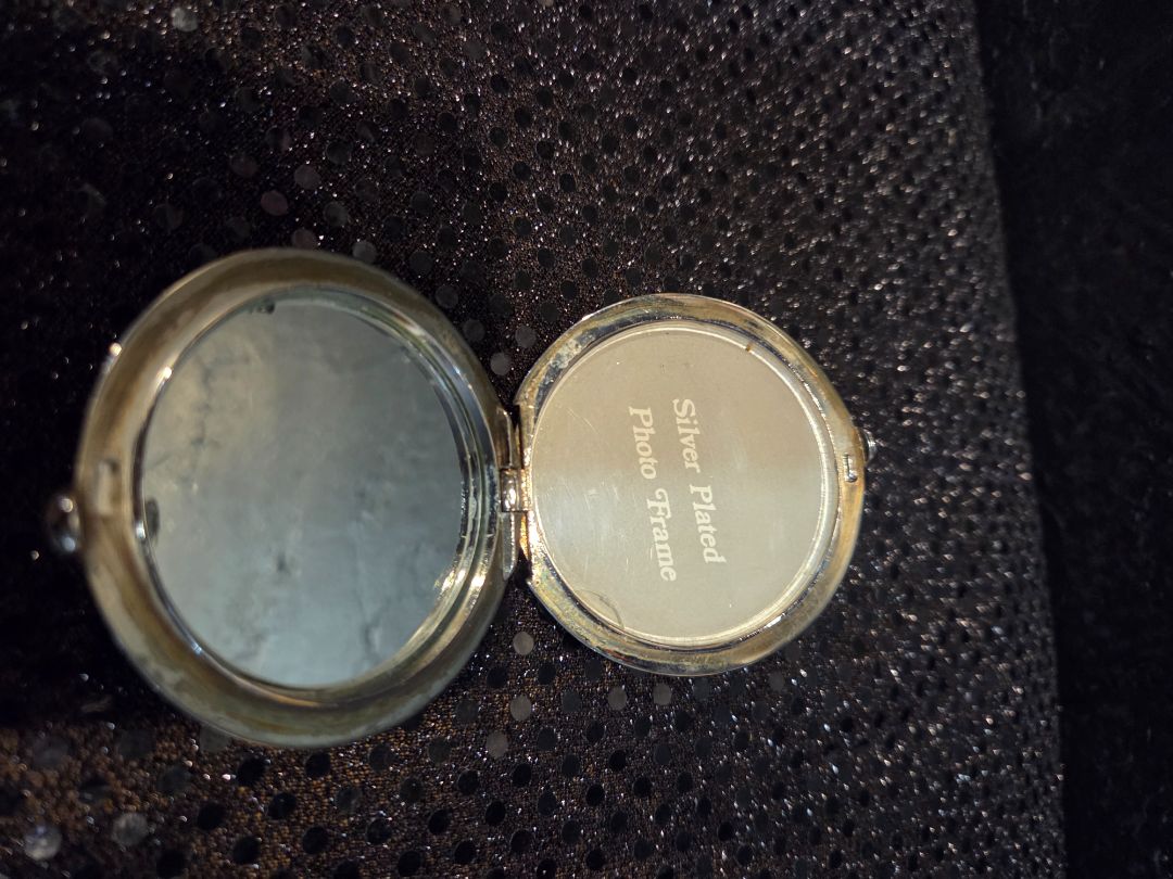Vintage Silver Plated Mirror and Picture Compact