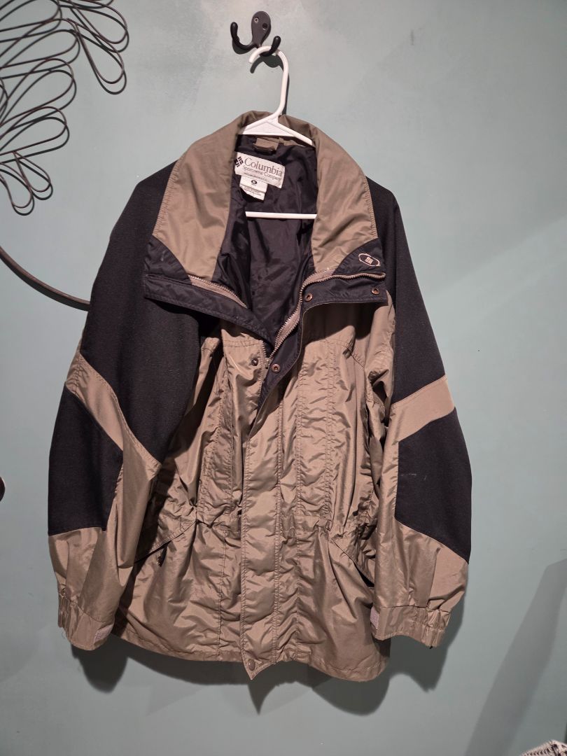 Columbia Men's Olive/Black Jacket (sz XL)