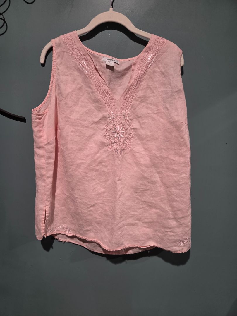 Dressbarn Women's Pink Sleeveless Top (sz 18)