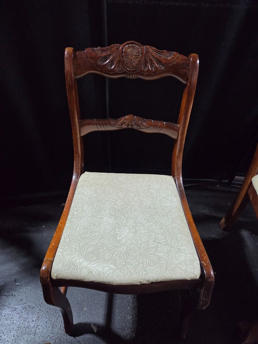 Solid Mahogany Traditional Duncan Phyfe Style Rose Back chair