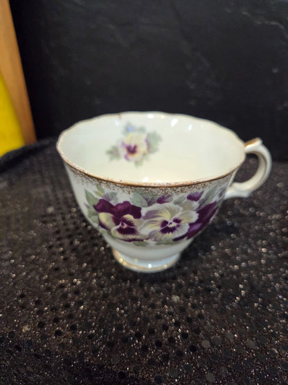 Vintage Japan Teacup and Saucer Pansy Laced Brushed Gold rim