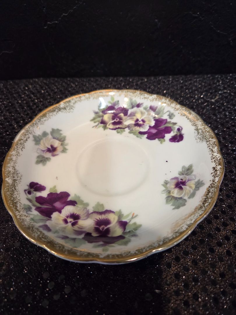 Vintage Japan Teacup and Saucer Pansy Laced Brushed Gold rim