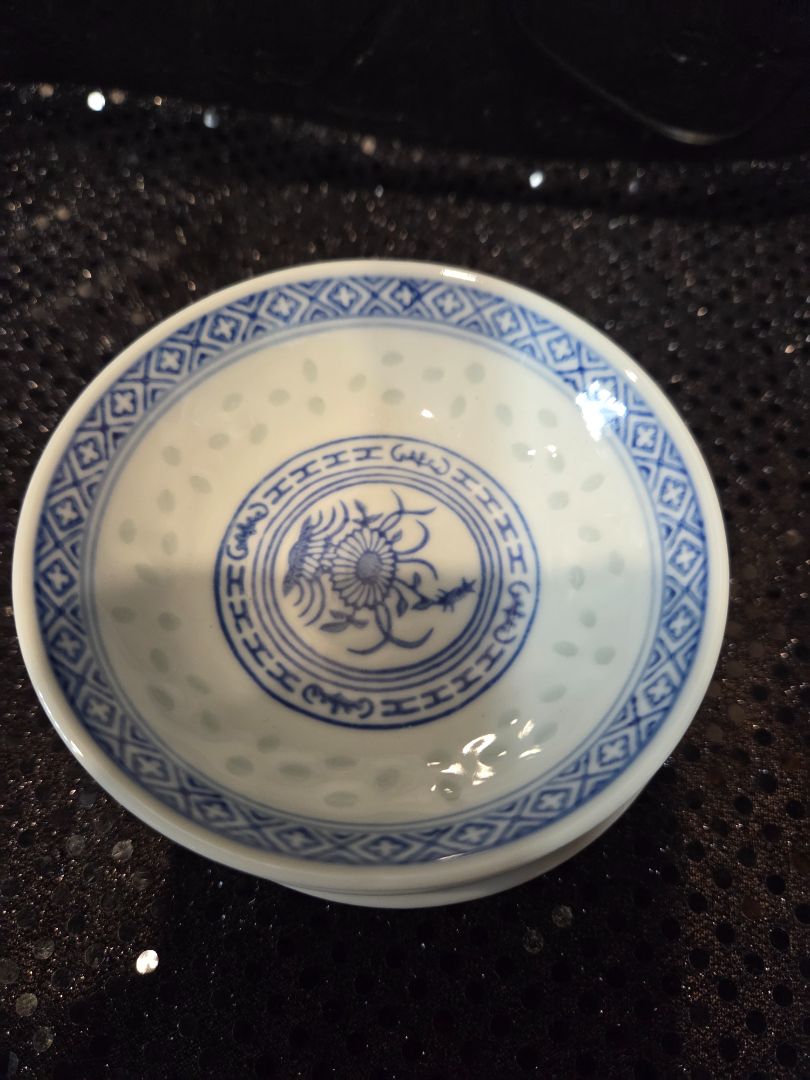 Chinese Jingdeshen Linglong Porcelain Blue Rice Grain small dipping bowl