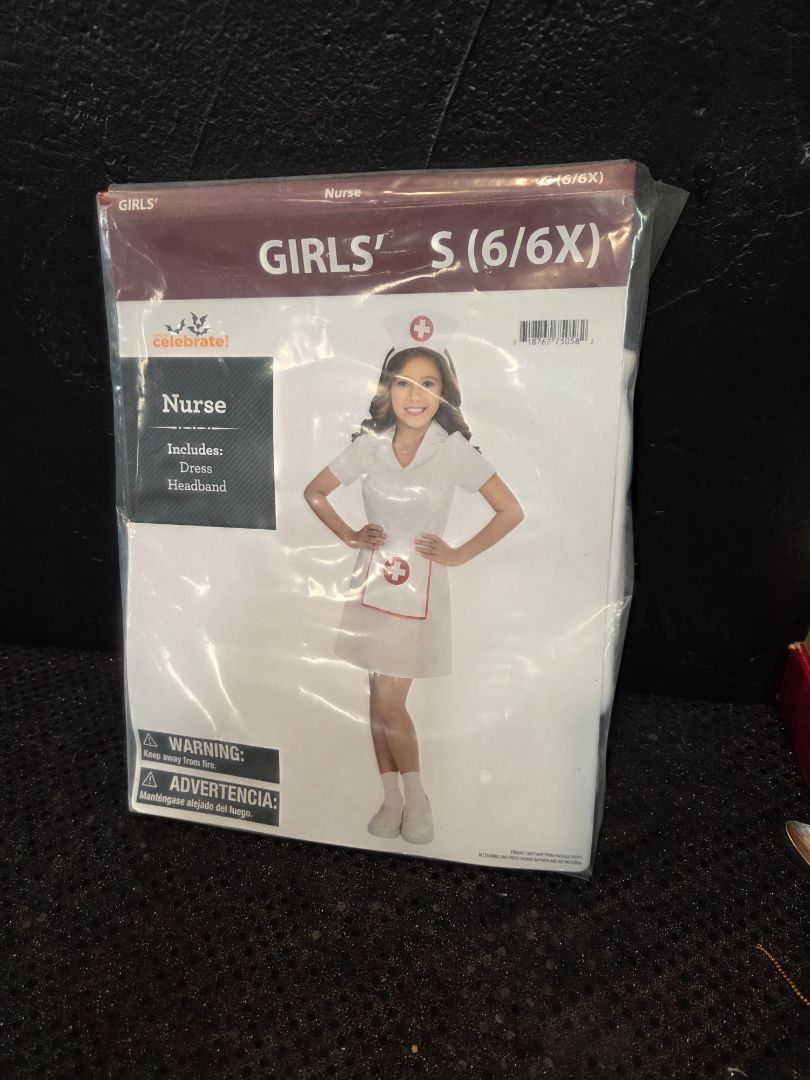 Nurse Costume size S 6/6X