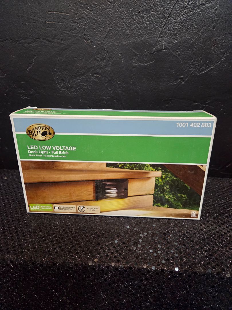 Hampton Bay LED Low Voltage Deck Light New