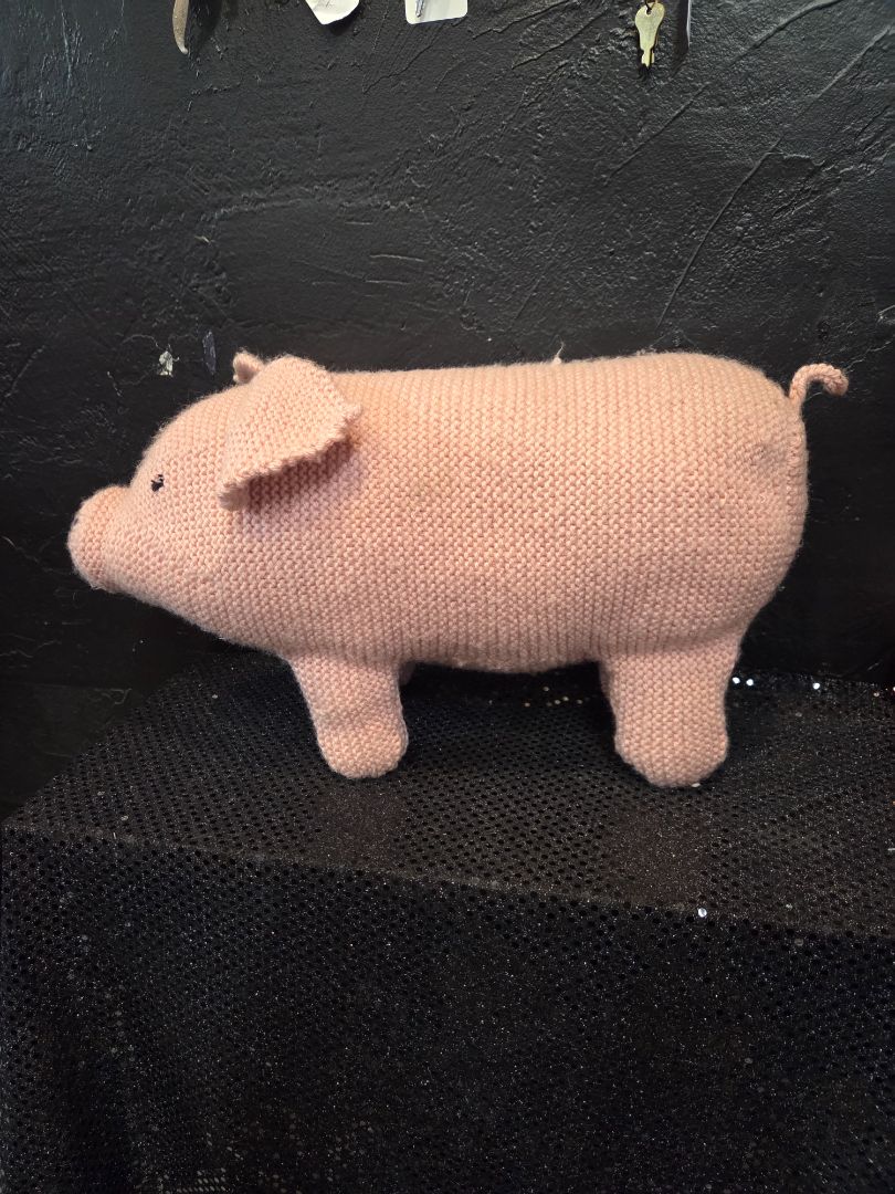 Knitted Pink Pig