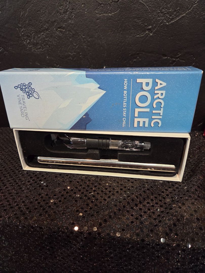 Traveling Vineyard Arctic Pole Wine Chiller Set