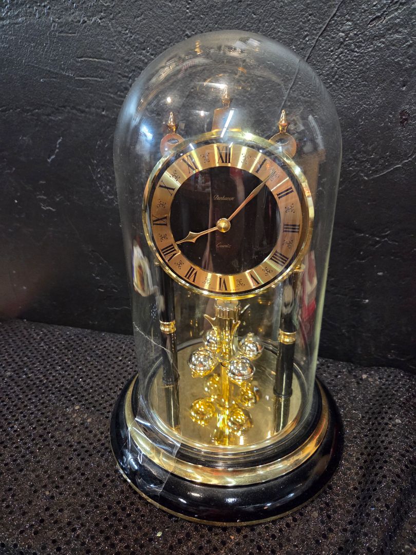 Dunhaven Quartz Anniversary Clock