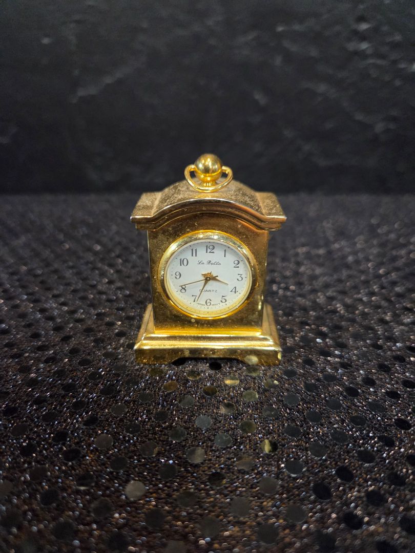 Vintage La Bella Miniature Gold Tone quartz Clock
