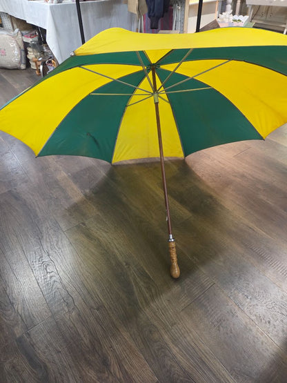 Vintage Yellow/Green Golf Umbrella with wood handle