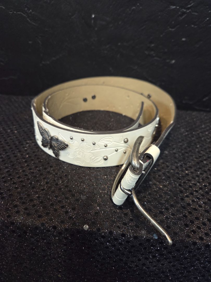Vintage White and Butterfly Belt