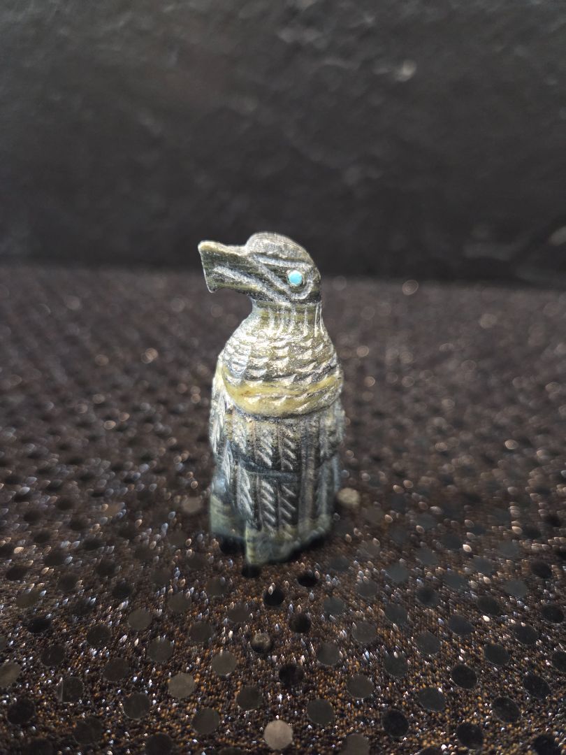 2R615 Zuni Eagle Fetish