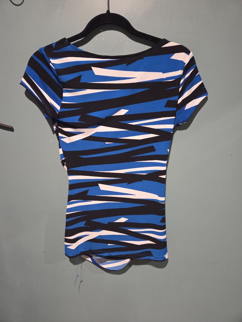 New York & Company Blue/Black/White Striped Top Xsmall