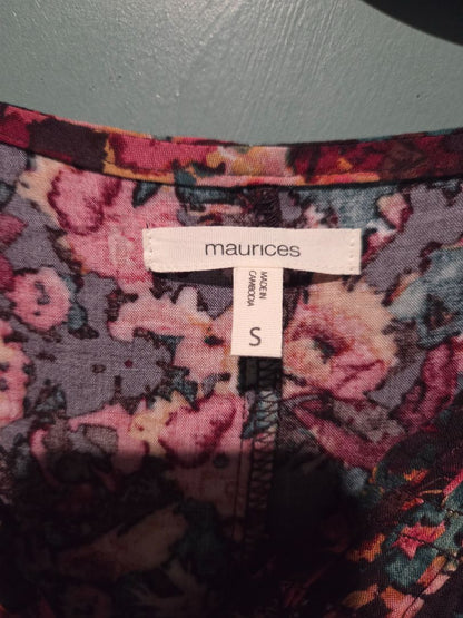 Maurices Long Sleeve Flower top Small