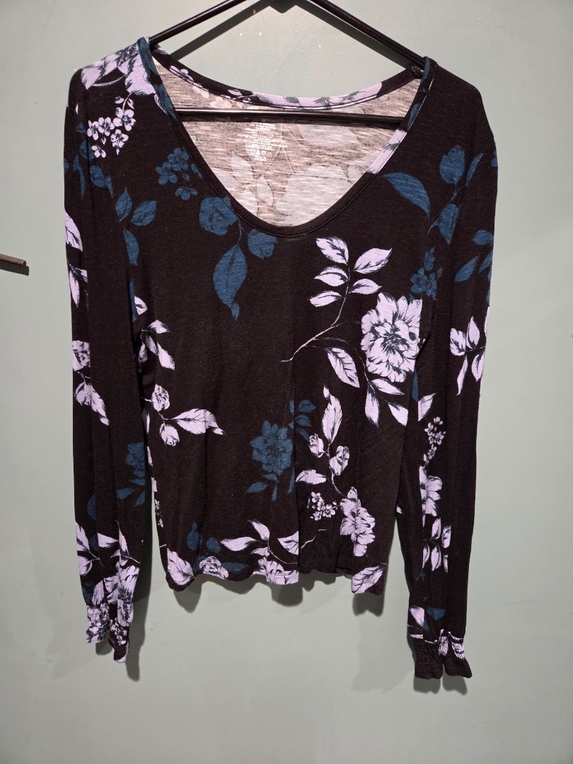 Maurices Long Sleeve Black/Green/Purple Flower Top Medium