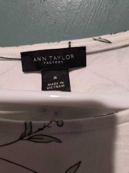Ann Taylor Flower Print Top Medium