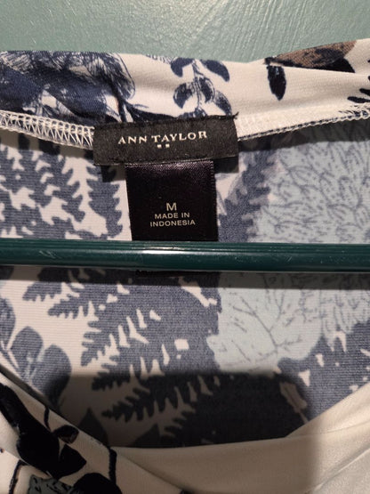 Ann Taylor White/Blue Flowers Sleeveless top Medium