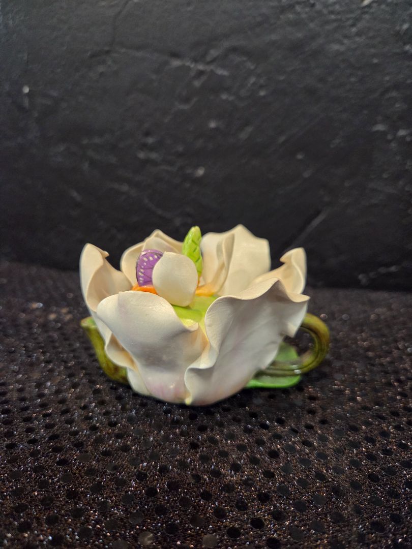 Vintage Cosmos Porcelain Flower Tealight Candle holder